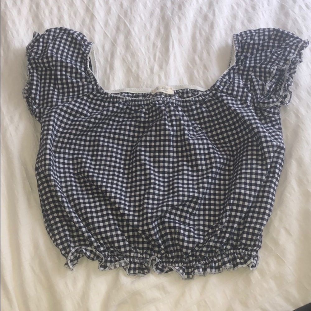 Brandy Melville navy blue scrunch top